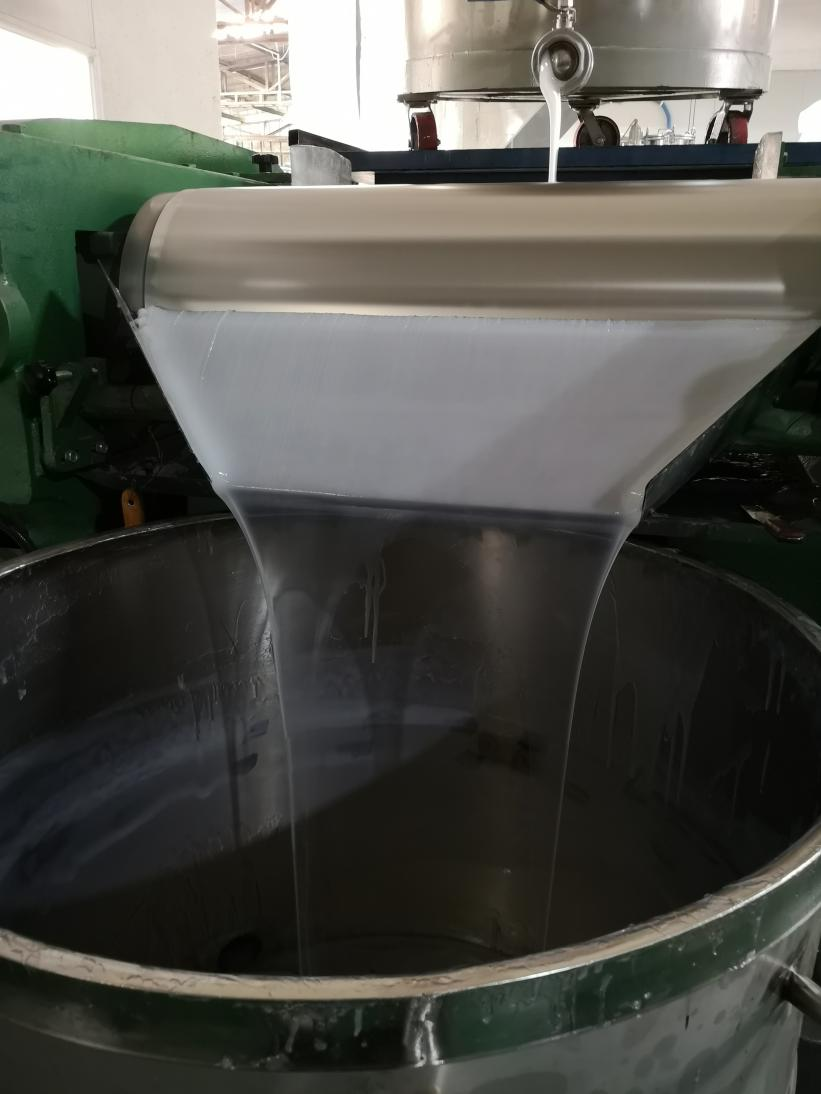 影響模具硅膠粘性因素有哪些？